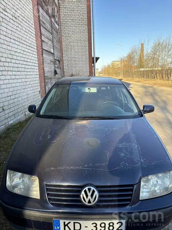 Продаётся Volkswagen Bora, 2000 года. 
Двигатель: бензин 1.6
Коробка перед