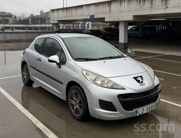Pārodu Peugeot 207, 1.4 dīzelis. 
Ļoti ekonomisks, šogad auto ir veikti būt