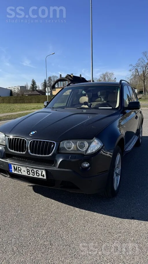 BMW Автомобиль в хорошем состоянии, поменяна цепь, бол