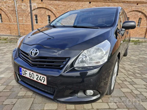 Toyota Toyota Verso. В Латвии не эксплуатировался. 