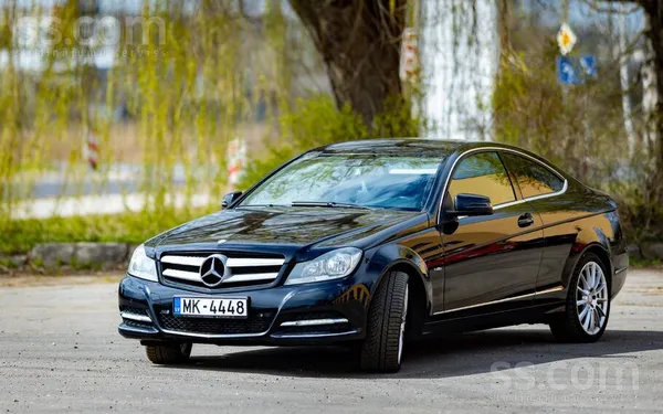 Mercedes Pārdodu auto. Mercedes-Benz Coupe C-Class. Avantga