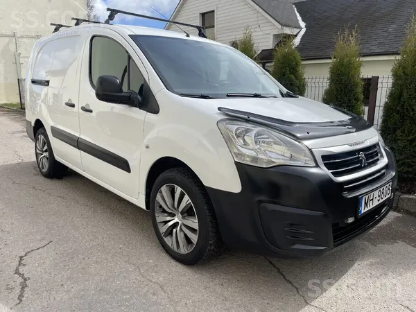Peugeot Auto labā tehniskā un vizuālā stāvoklī