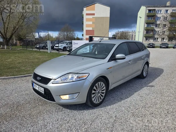 Ford Mondeo 2009.g. 2.0d 103kW ar 6 ātrumu manuālo kārbu. 

Auto ir labā t
