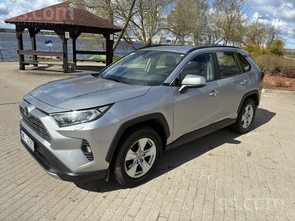 Toyota Rav4, 4x4, 2.0L Bezīns, 129kw. 

Aprīkots ar:
4x4
Piekabes āķis