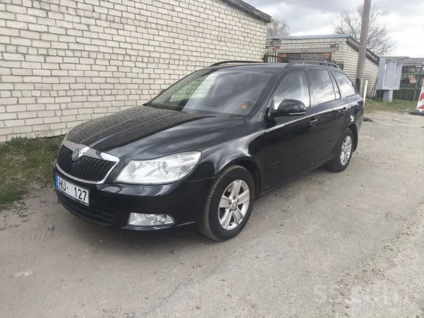 Pārdodu vienkāršu auto, zemiem ekspluatācijas tēriņiem, Skoda Octavia 2011 C
