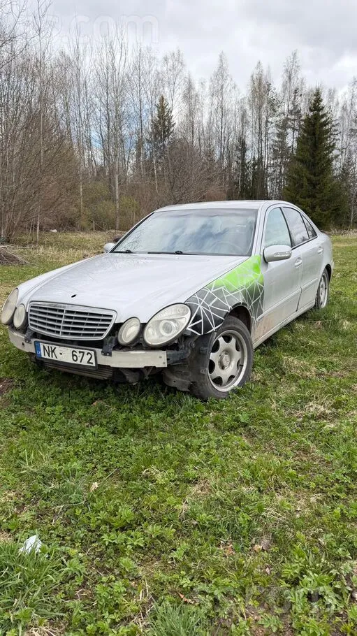 Pārdodu mercedes benz e220 2002 sakarā ar jauna auto iegādi, auto pie manis