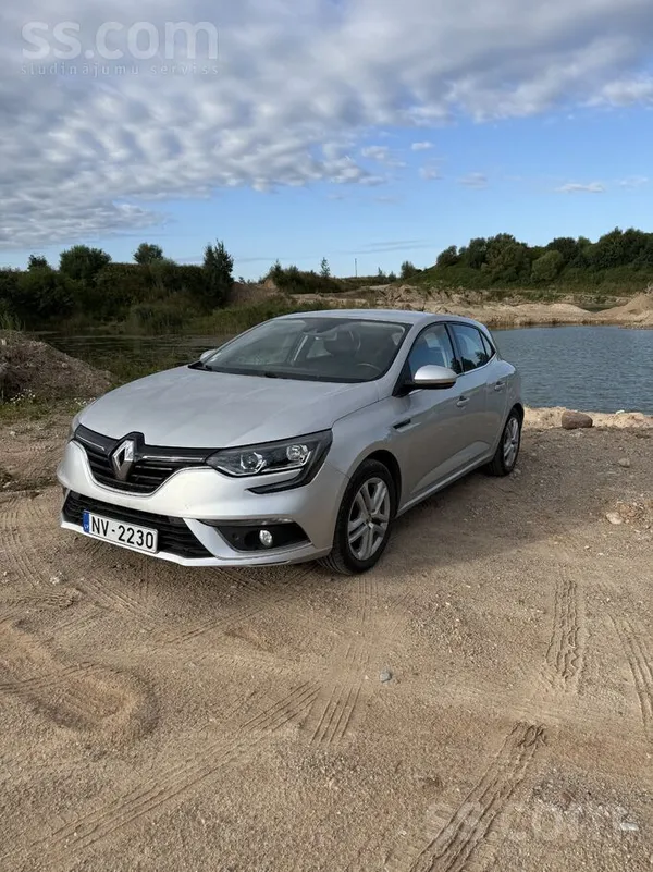 Renault Pārdodu koptu auto ar izietu jaunu TA. Tikko samai
