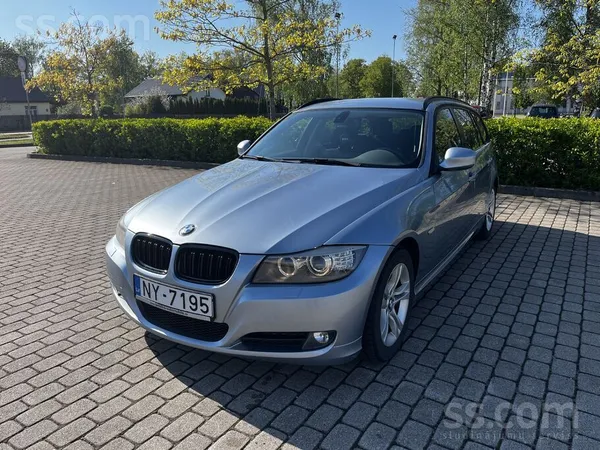 Pārdodu BMW 316D (85kw). Manuālā ātrumkārba. Bixenon gaismas. Apsildāmi prie