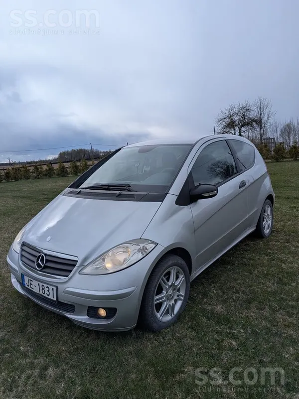 Labs vizuāli un tehniski auto.