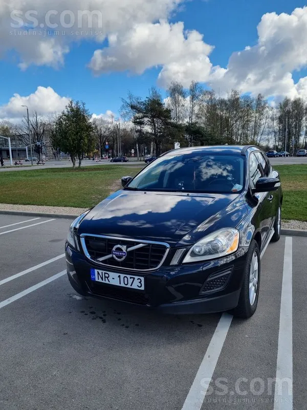 Volvo Pārdod Volvo Xc60 2012 gada D5 motors, 158 kw