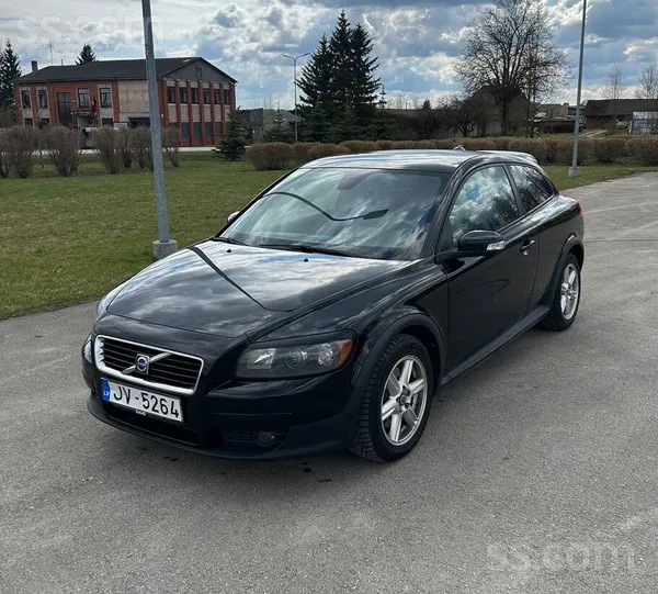Pārdod Volvo C30
Tehniski labā stāvoklī. 
Martā veikta apkope: nomainīti b