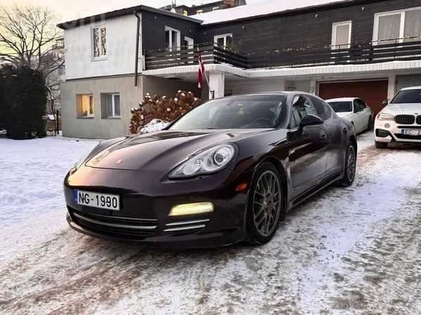 Pārdod Porsche Panamera (970)
Dzinējs - 3.6 benzīns, 220kw/300hp
Automašīn
