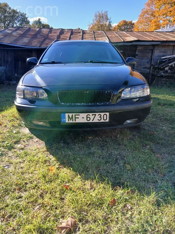 Volvo Pārdod volvo v70. Motors labs, sajūgs negrab. Main