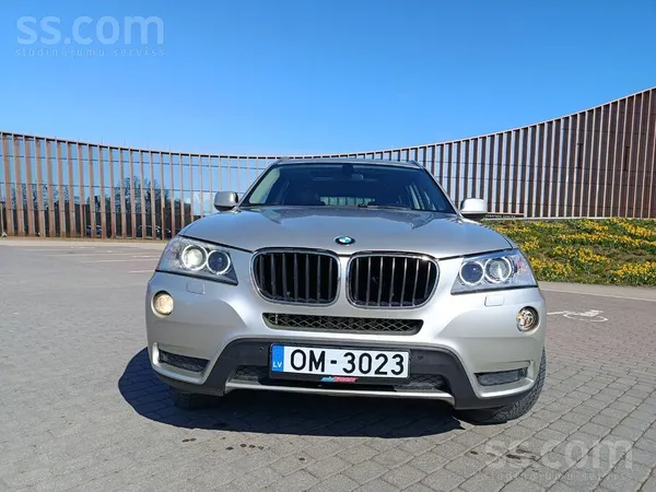BMW Tiek tirgots skaists BMW X3 2.0 dīzelītis, ekonomi