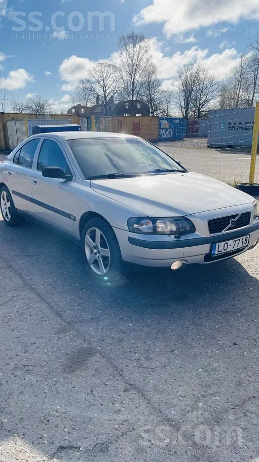 Volvo Pārdodu labu Volvo S60.