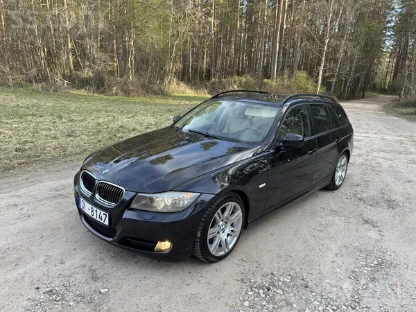 BMW Var apskatīt Valmierā. Visu info var apskatīt CSDD