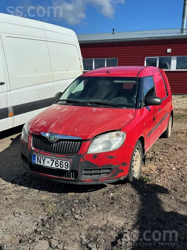 Pārdod Kravas transporta furgonu Škoda Praktik bez tehniskās apkates.