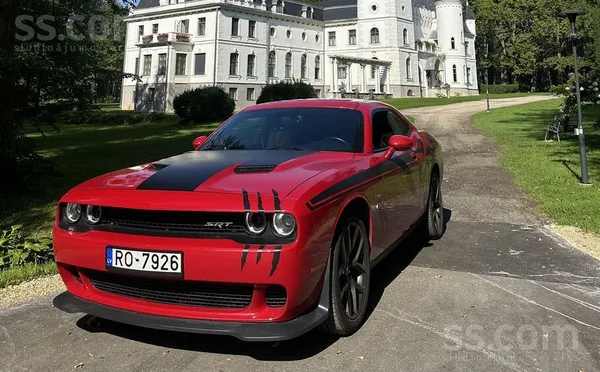 Dodge Perfektā tehniskā un vizuālā stāvoklī.