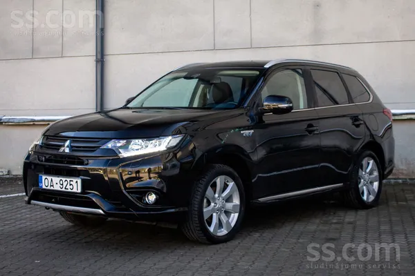 Pārdodu Mitsubishi Outlander
 2017. gada, benzīns/gāze/hibrīds
Auto teicam