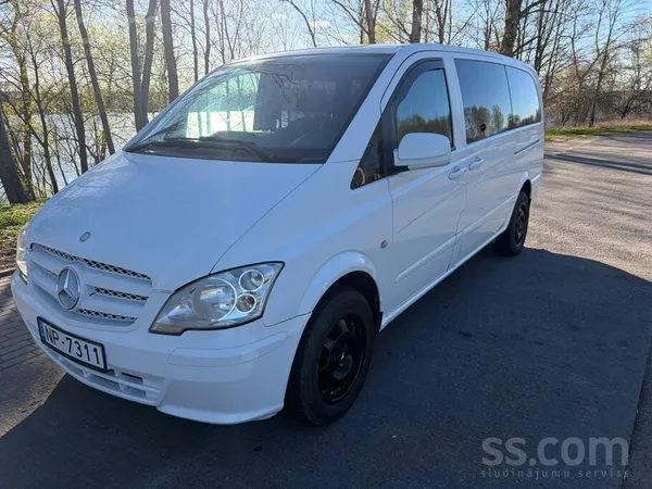Mercedes Pārdodu mikroautobusu Mercedes Vito 7 vietīgu ar u