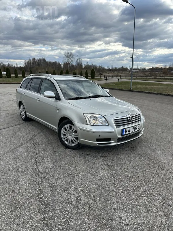 Toyota Pārdodu Tayota Avensis 2004.gada, 2.0d4d 85kw, lab