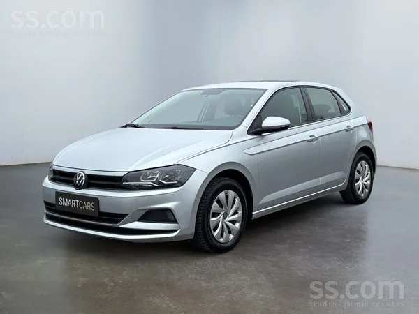 Volkswagen Volkswagen Polo benzins ar manuālo pārnesumkārbu. 