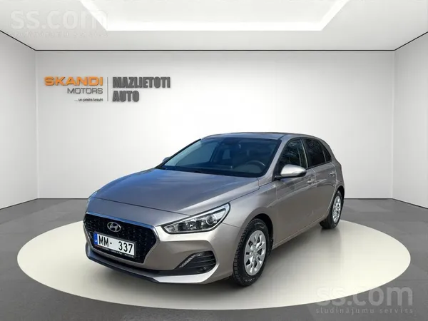 Hyundai I30, Fresh komplektācija ar 1.4 Benzīna dzinēju un Manuālo ātrumkārb