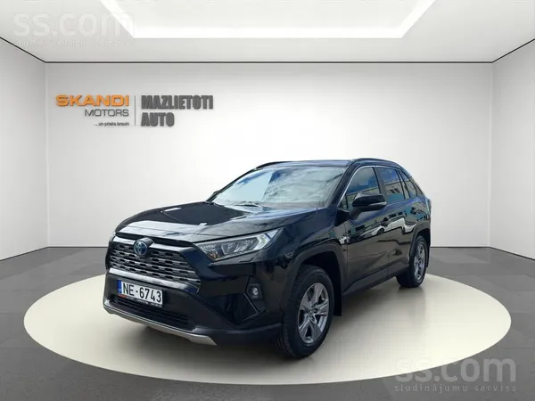 Toyota Toyota Rav4 4Wd ar 2.5 Benzīna/elektro dzinēju un