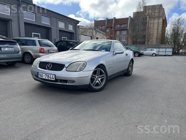 2.3 turbo 0.5 bari, ar iepēju palielināt. Stock-look, turbīna kompresora vie