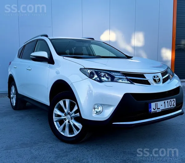 Toyota Rav4 2.2d Awd 110kw / 150hp
Auto ideālā stāvoklī ar oriģinālu pārb