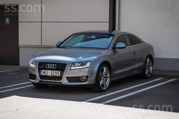 Audi Audi A5 3.0d Quattro Manual. 