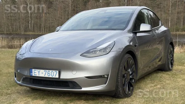 Tesla Model Y Performance, 
Dual Motor Awd
Pirmā reģistrācija 03.06.2025.
Jaunas
