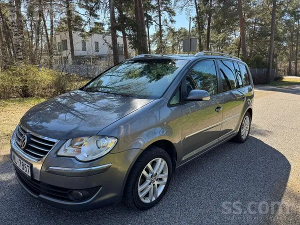 Volkswagen Pārdodu VW Touran 2.0 Tdi (125 kW), 7 sēdvietas. E