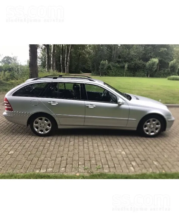 Mercedes Pārdod uzticamu Mercedes-Benz C-klases 220 Cdi aut