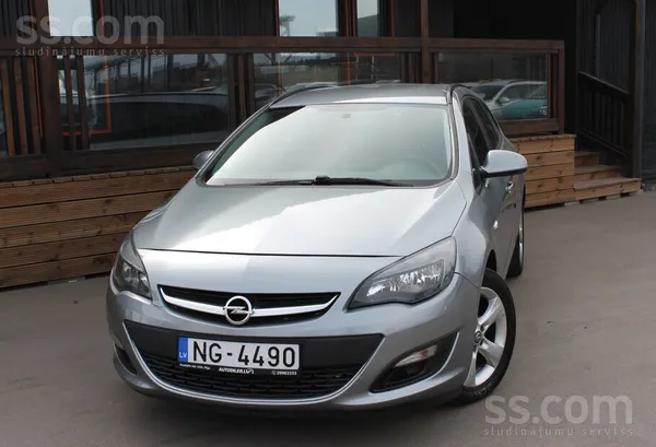 Opel Pārdodu Opel Astra Sports Tourer, facelift, 2015.G