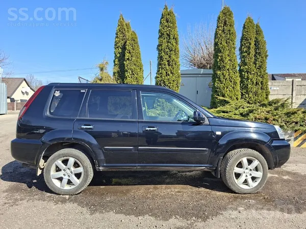 Nissan Продается Nissan X-Trail 2.0 дизель 100 kWt, 136 л