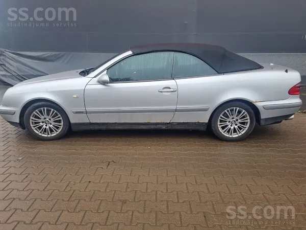 Pārdot Clk-230 Mercedes Benz Clk 230, 2.3i компрессор, автоматическая коробк