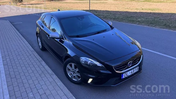 Volvo Volvo V40 R-Design 2.0D D4, 2015.g.