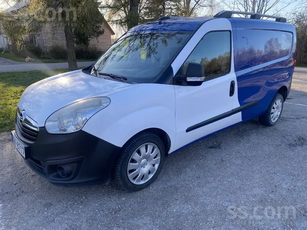 Opel Opel Combo Gara baze 1.6 77kw. Auto ir labā tehnis