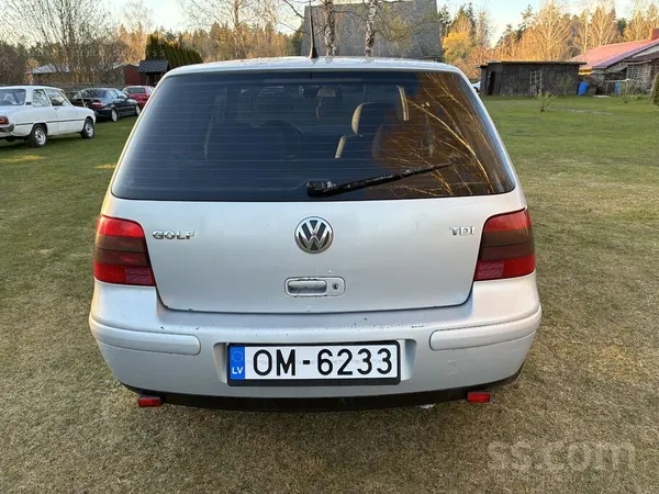 Volkswagen Pardodu golfu 1, 9 tdi 103kw Generation Versijadau
