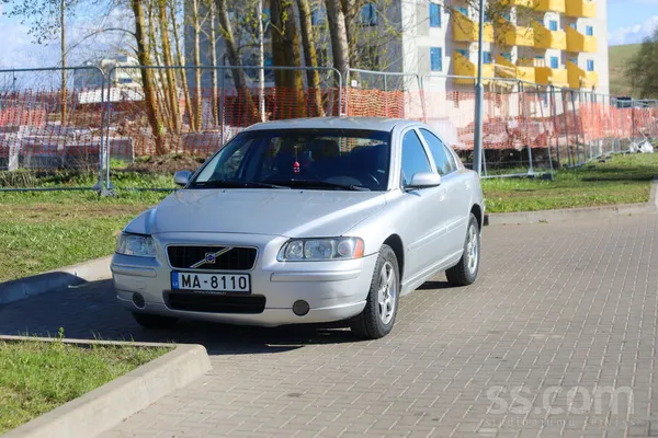 Volvo Pārdod Volvo S60 labā tehniskā un vizuālā stāvoklī