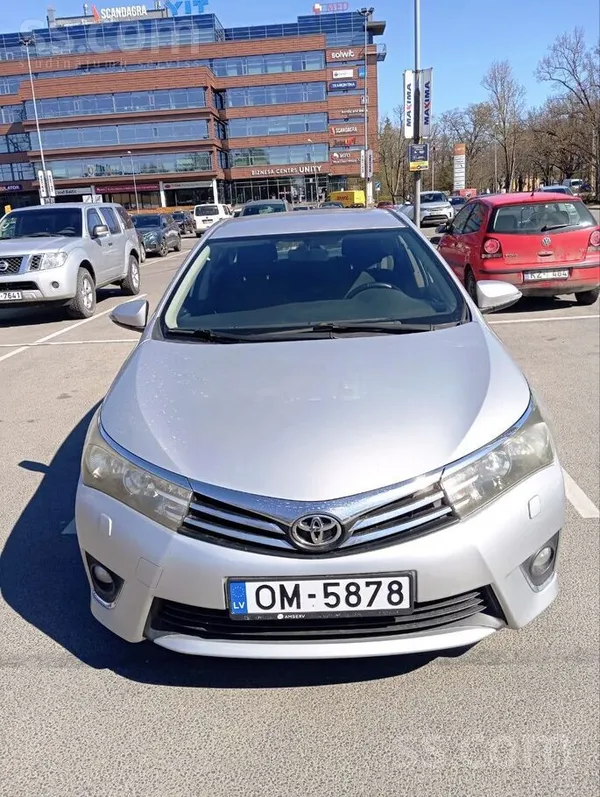 Toyota Corolla 1.6 automāts 97 kw. Saistībā ar jaunas automašīnas iegādi pār
