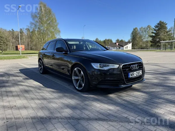 Audi Pārdod Audi A6.