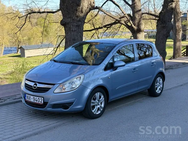 Opel Opel Corsa ar 1.4 benzīna dzinēju, 
