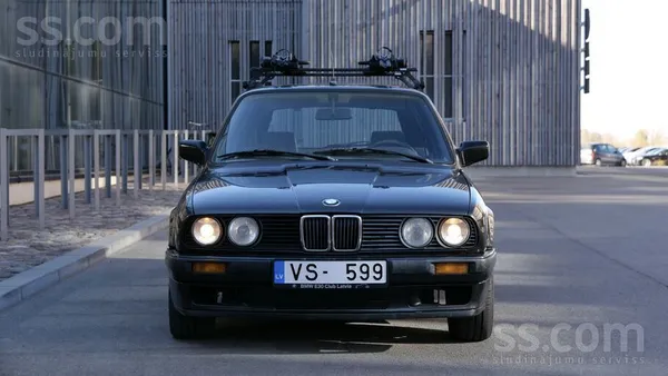 BMW Pārdodu 1990. gada bmw e30. m20b20 2l 6 cilindru m