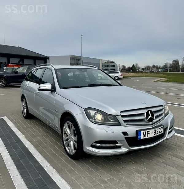 Mercedes Mercedes-Benz C220 Cdi Facelift 125kW (170 Zs)