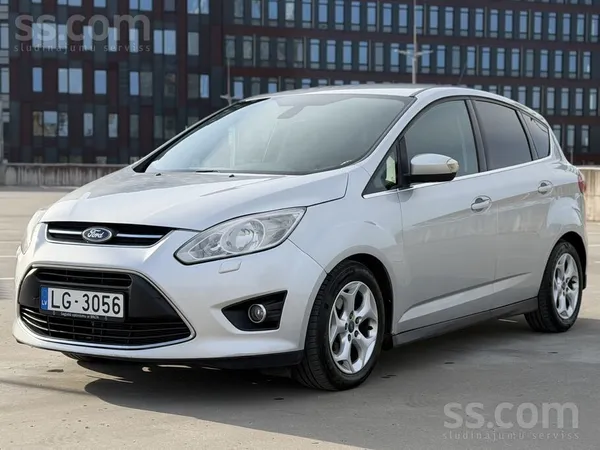 Pārdodu Ford C-Max, 2012. gada auto. Auto ir labā tehniskā stāvoklī, regulār
