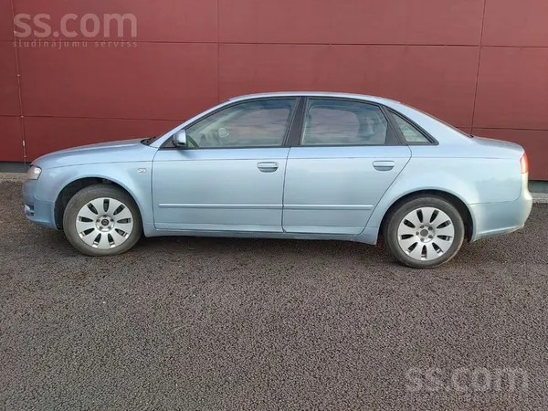 Audi Pārdodu auto ar defektiem rezerves daļām vai taisī