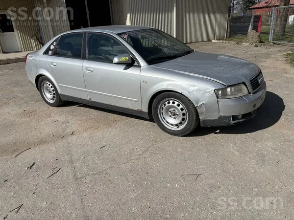 Pārdodu Audi A4 Quattro. 
Uzlikta Passata kārba. 
Braukts pa trasēm. 
Kat