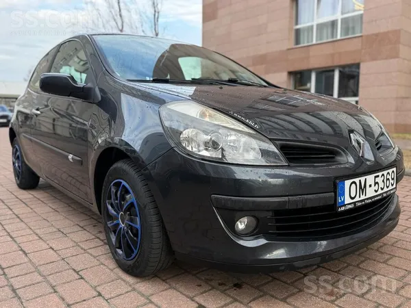 Renault 300Eeur Pirmā iemaksa. Tikko no vācijas uz nomaksu